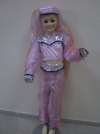 תחפושת רקדנית החצר